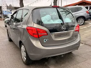 Opel Meriva 1.4 B Style PDC klim Sitzheiz. Automatik Bild 5