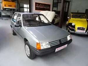Peugeot 205 205 GR D