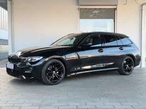 BMW 320 d xDrive M Sport AHK RFK STHZG LIVE COCKPIT Bild 2