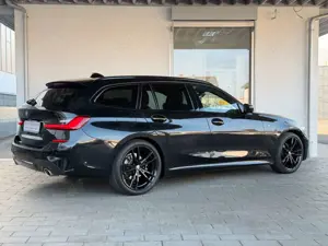 BMW 320 d xDrive M Sport AHK RFK STHZG LIVE COCKPIT Bild 5