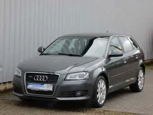 Audi A3 Sportback 1.8 TFSI Ambition quattro-Xenon-Nav