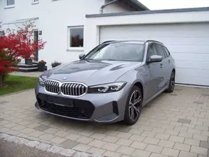 BMW 330 e xDrive Touring M Sportpaket Widescreen