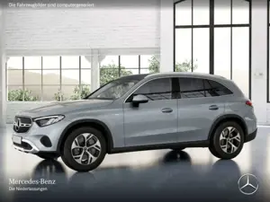 Mercedes-Benz GLC 300 e 4M AVANTG+PANO+AHK+LED+KAMERA+TOTW+9G Bild 3