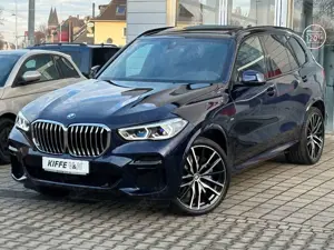 BMW X5 xDrive40d M SPORT PANO KLIMASITZE LASER HUD Bild 3