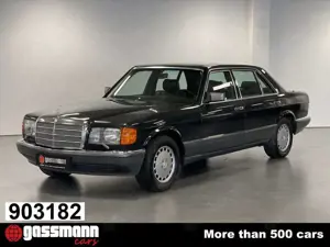 Mercedes-Benz 560 SEL Limousine W126