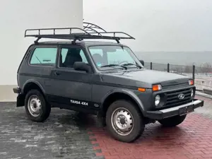 Lada Taiga Urban 4x4*NUR 36TKM*1HAND*AHK*