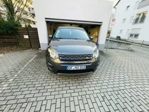 Land Rover Discovery Sport TD4 Aut. SE Bild 2