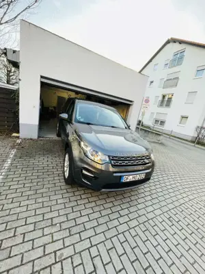 Land Rover Discovery Sport TD4 Aut. SE Bild 4