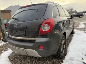 Opel Antara Cosmo 4x4 MOTORSCHADEN Bild 5