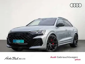 Audi RS Q8 performance /Keramik / Pano /RSAbgas/305km