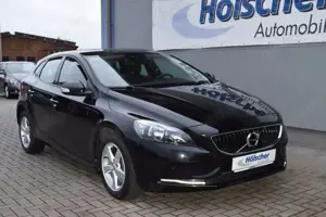 Volvo V40 T2 Geartronic Momentum Bild 1