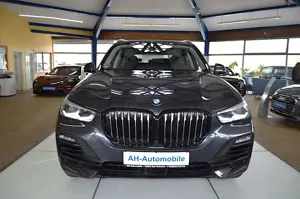 BMW X5 xDrive 30 d XENON / NAVI / LEDER / R-KAM /PDC Bild 5