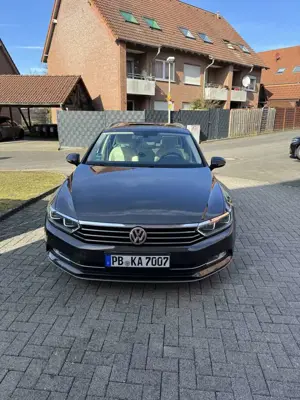 Volkswagen Passat Variant 1.6 TDI (BlueMotion Technology) DSG Comfortline