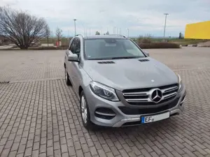 Mercedes-Benz GLE 250 MercedesBenz+GLE250d+4M+360°+PANORAMA+STANDHEIZUNG