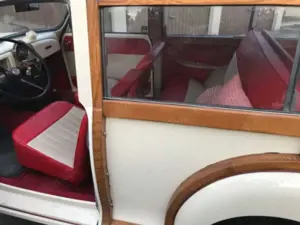 Oldtimer Morris Minor Traveller 1000 Bild 5