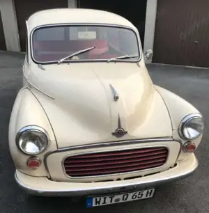 Oldtimer Morris Minor Traveller 1000 Bild 2