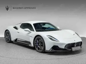 Maserati MC20 Coupé 1. HAND + CARBON PAKET Bild 2