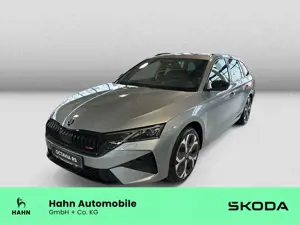 Skoda Octavia Combi RS 2,0 TSI DSG PanoD StHz 360° AHK