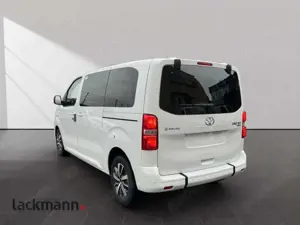 Toyota Proace Verso Teamplayer Rollstuhlumbau 2.0 D-4D 130kW (17