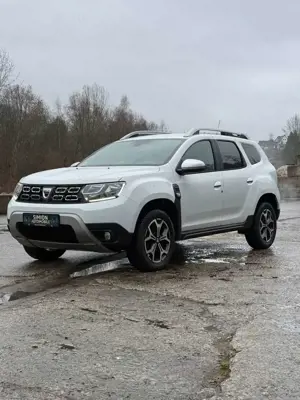 Dacia Duster II Prestige 4WD NAVI/ KAMERA/ PDC/ 6 Gang