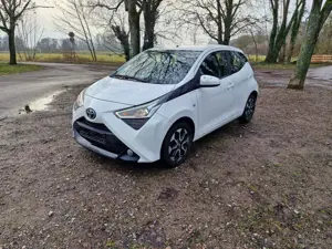 Toyota Aygo x-play connect
