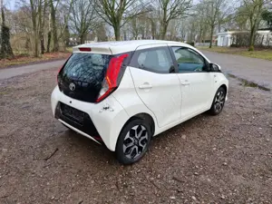 Toyota Aygo x-play connect Bild 2
