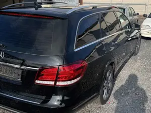 Mercedes-Benz E 350 E-Klasse T-Model Diesel T BlueTEC 4Matic 7G-TRONIC Bild 5