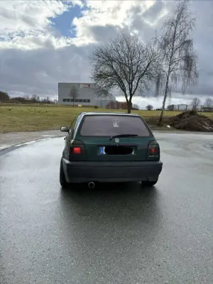 Volkswagen Golf Golf 1.6 CL Bild 4