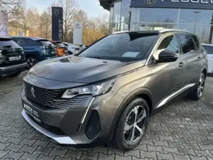 Peugeot 5008 BlueHDi 130 EAT8 GT 7-Sitzer Panodach Navi Memory