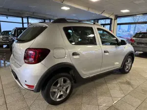 Dacia Sandero II Stepway Automatik Navi/PDC/Klima/Temp Bild 3