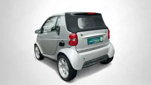 smart forTwo Cabrio BRABUS Style **SHZ+Standheizung** Bild 4