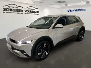 Hyundai IONIQ 5 Basis Elektro 63kWh 170PS/Navi/Sitzheiz