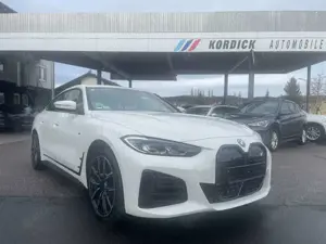 BMW i4 eDrive35 GRAN COUPÉ ///M-SPORT/CAM 360°/ACC