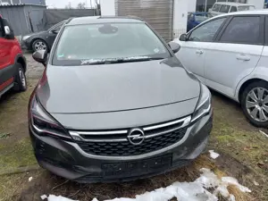 Opel Astra Navigation AHK PDC