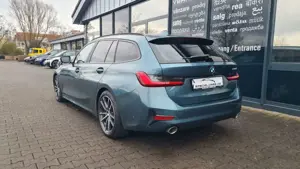 BMW 320 d  T Advantage - HUD - STANDHZG - M FAHRWERK Bild 5