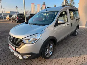 Dacia Dokker Stepway Plus Turbo*1.Hand,abn.AHK,RFK,SHZ