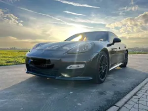 Porsche Panamera Turbo S