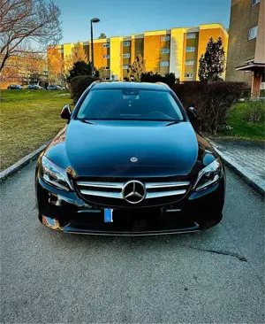 Mercedes-Benz C 300 C 300 T d (205.218)