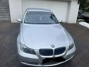 BMW 325 325xi Aut. Bild 2