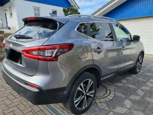 Nissan Qashqai Qashqai 1.3 DIG-T N-WAY