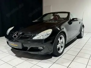 Mercedes-Benz SLK 350 *NAVI*LEDER*BI-XENON*H/K*TEMP*AIRSCARF*
