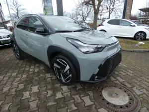 Toyota Aygo X 1.5 l Hybrid Teamplayer LED, Klima