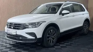 Volkswagen Tiguan Life 2.0 TDI LED/ ACC/ Spurhalte/ AHK