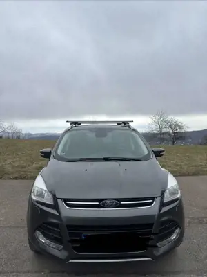 Ford Kuga 2.0 TDCi 2x4 Titanium