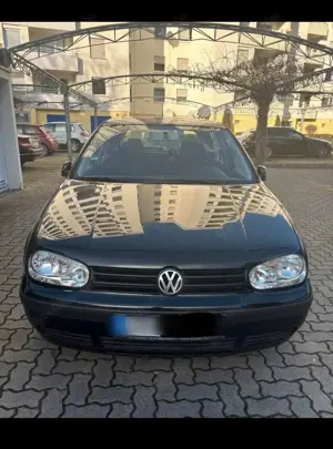 Volkswagen Golf VW Golf 4 TSI Schwarz Allwetterreifen/ TÜV Neu