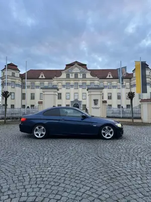 BMW 318 318i Coupe Bild 4