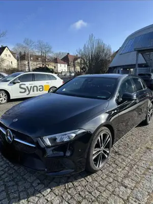 Mercedes-Benz A 180 A180 Night | Panorama | Scheckheft | Sitzheizung