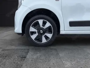 Renault Twingo Liberty SCe 70 StartStop Faltschiebedach Klimaanlage Bild 5