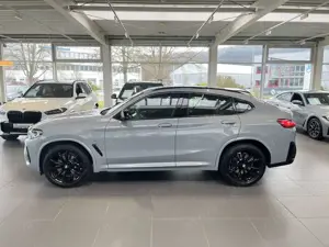 BMW X4 M 40d M Sport AHK/Pano/DrivingAss.Prof./HuD/HiFi/ele Bild 4