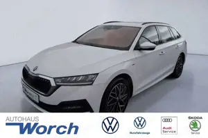 Skoda Octavia Combi 2.0 TDI DSG Clever PANO+KAMERA